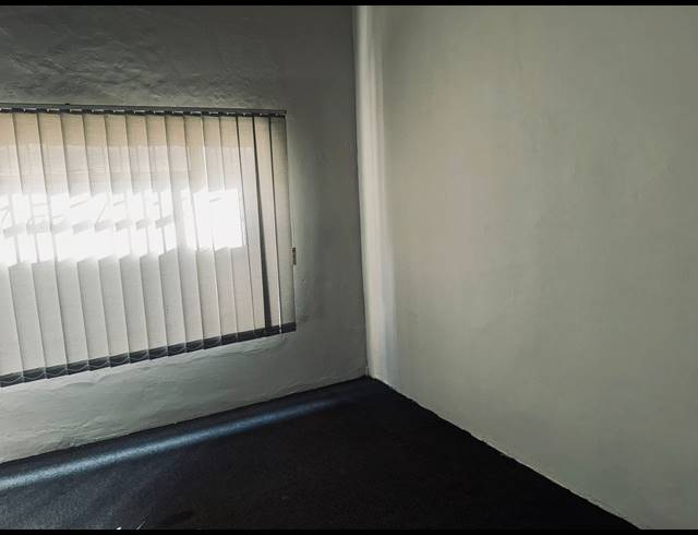 496M² BUSINESS TO LET IN DALVIEW